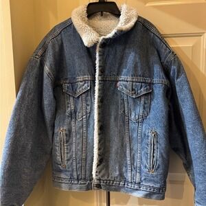 Vintage Levi's Strauss Authentic‎ Sherpa  Trucker Jacket  XL